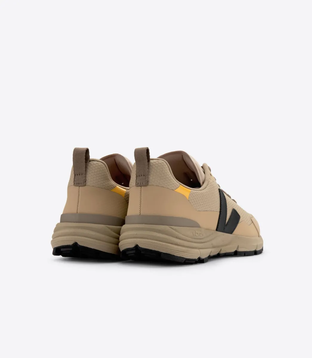 DEKKAN ALVEOMESH DUNE BLACK>VEJA Flash Sale