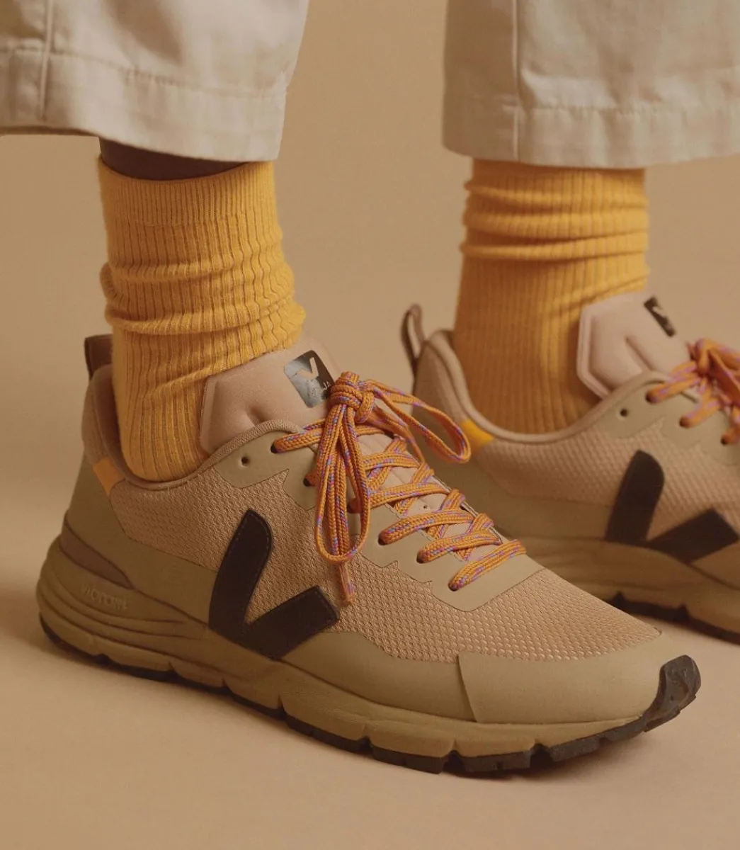 DEKKAN ALVEOMESH DUNE BLACK>VEJA Flash Sale