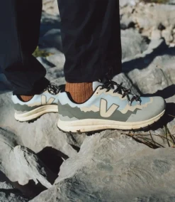 FITZ ROY LIGHT TREK-SHELL SHARK ALMOND><noscript><img width=