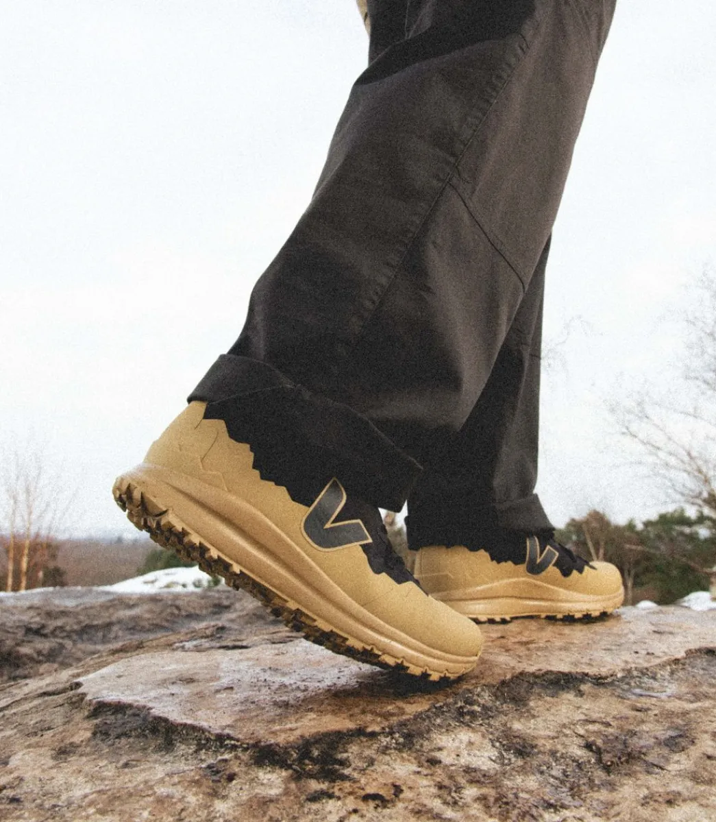 FITZ ROY TREK-SHELL BLACK GRAFITE DUNE>VEJA Fashion