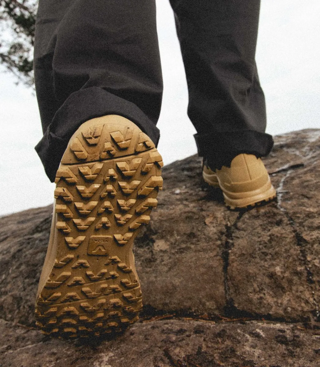 FITZ ROY TREK-SHELL BLACK GRAFITE DUNE>VEJA Fashion