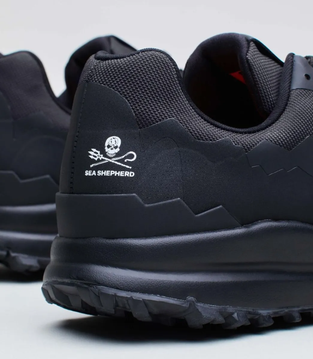 FITZ ROY TREK-SHELL X SEA SHEPHERD FULL BLACK>VEJA Flash Sale