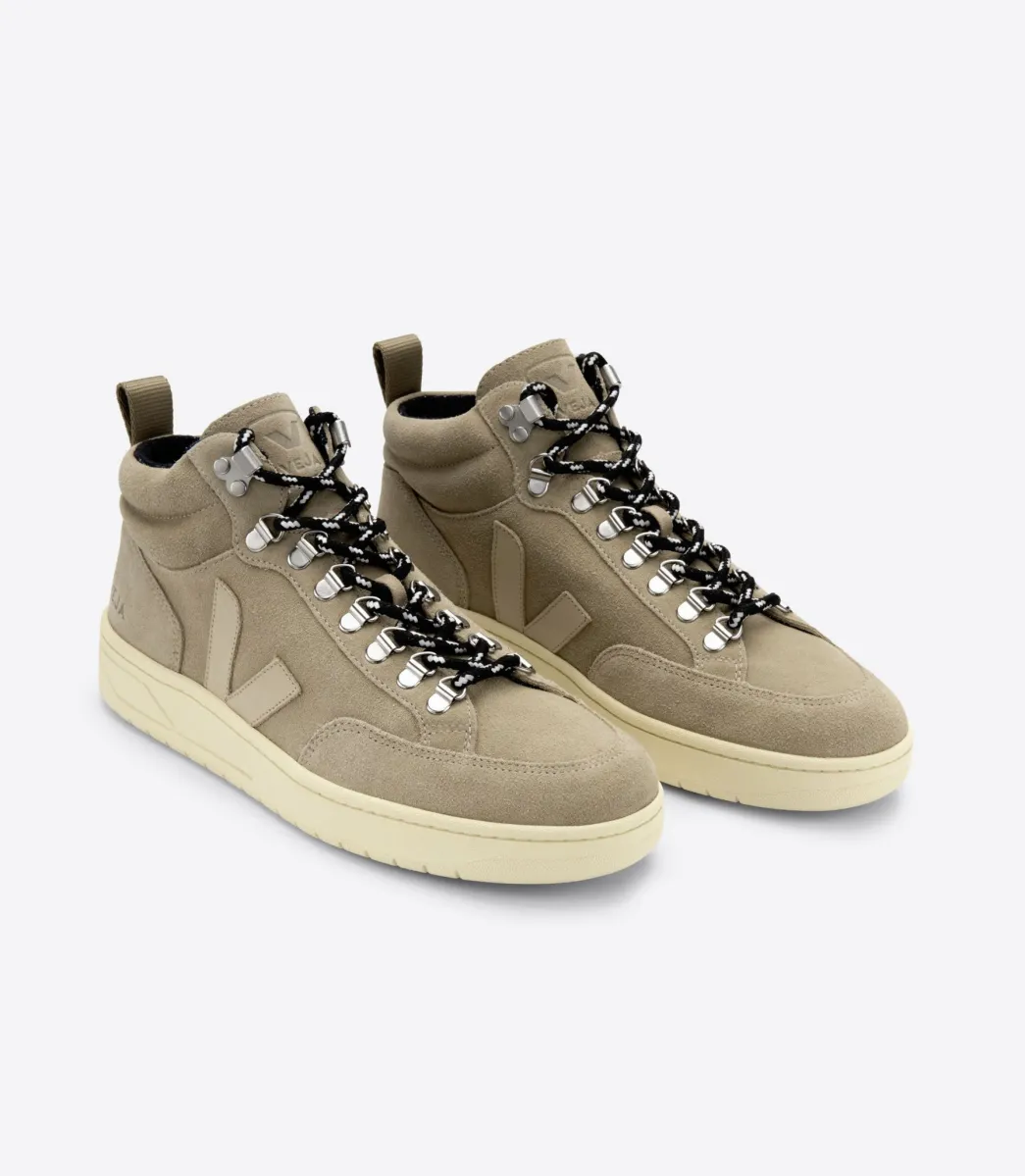 RORAIMA SUEDE DUNE ALMOND>VEJA Flash Sale