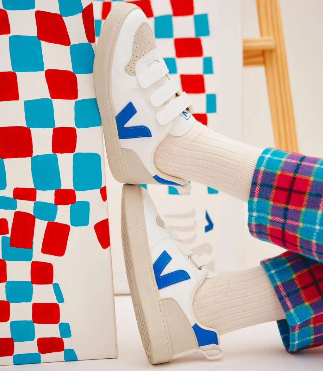 V-10 CWL WHITE PAROS>VEJA Clearance