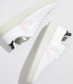 V-10 CWL WHITE PETALE BLACK><noscript><img width=