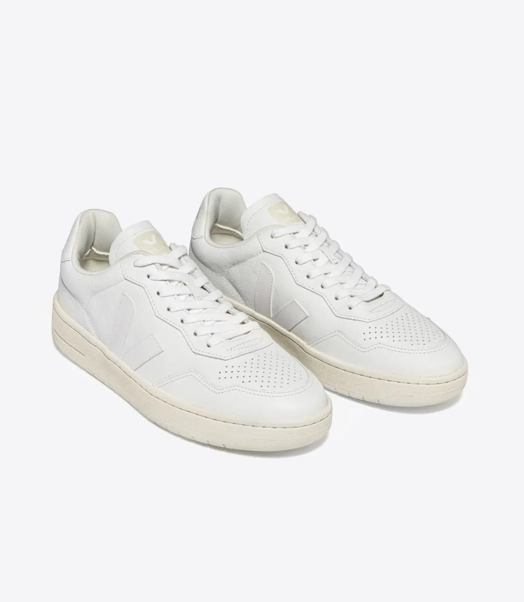 V-90 LEATHER WHITE>VEJA Online