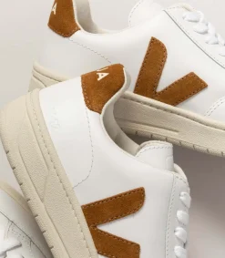 V-12 LEATHER WHITE CAMEL><noscript><img width=