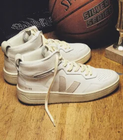 V-95 LEATHER WHITE NATURAL><noscript><img width=