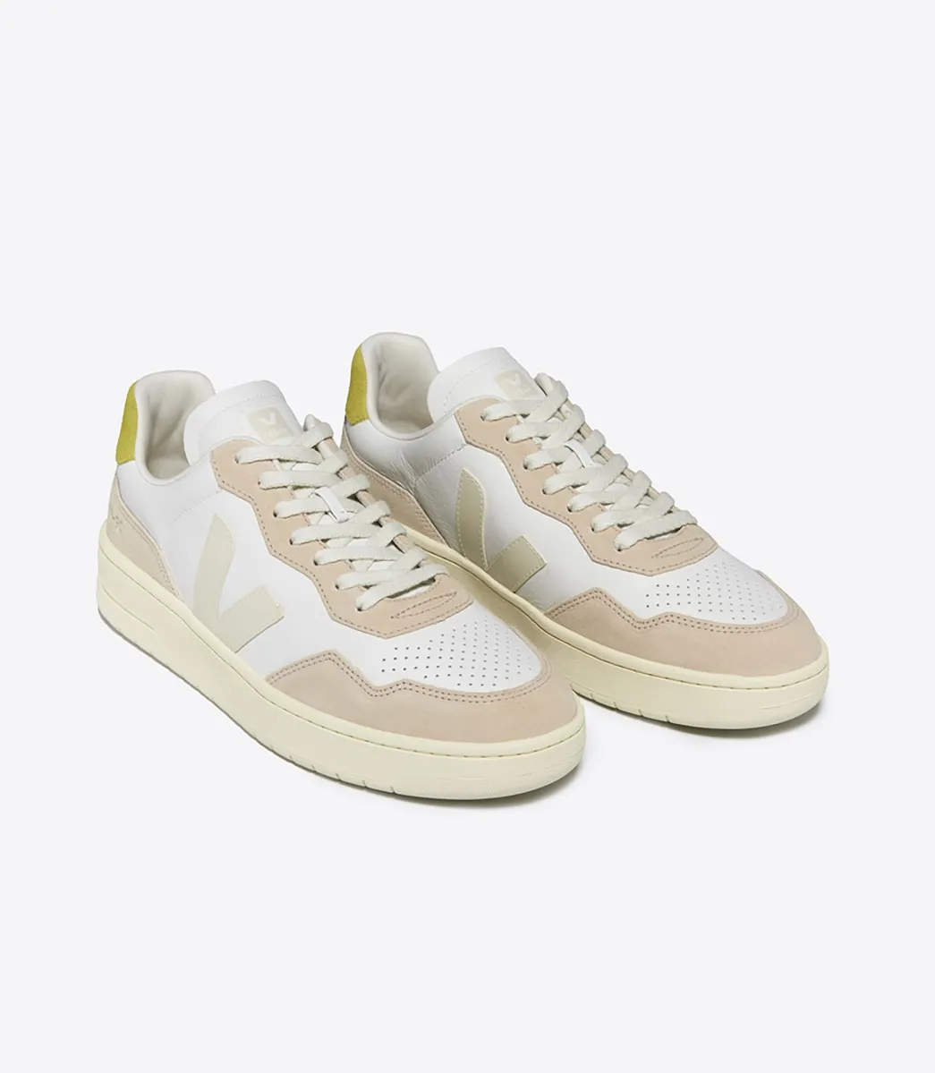 V-90 LEATHER WHITE PIERRE LIQUOR>VEJA Sale