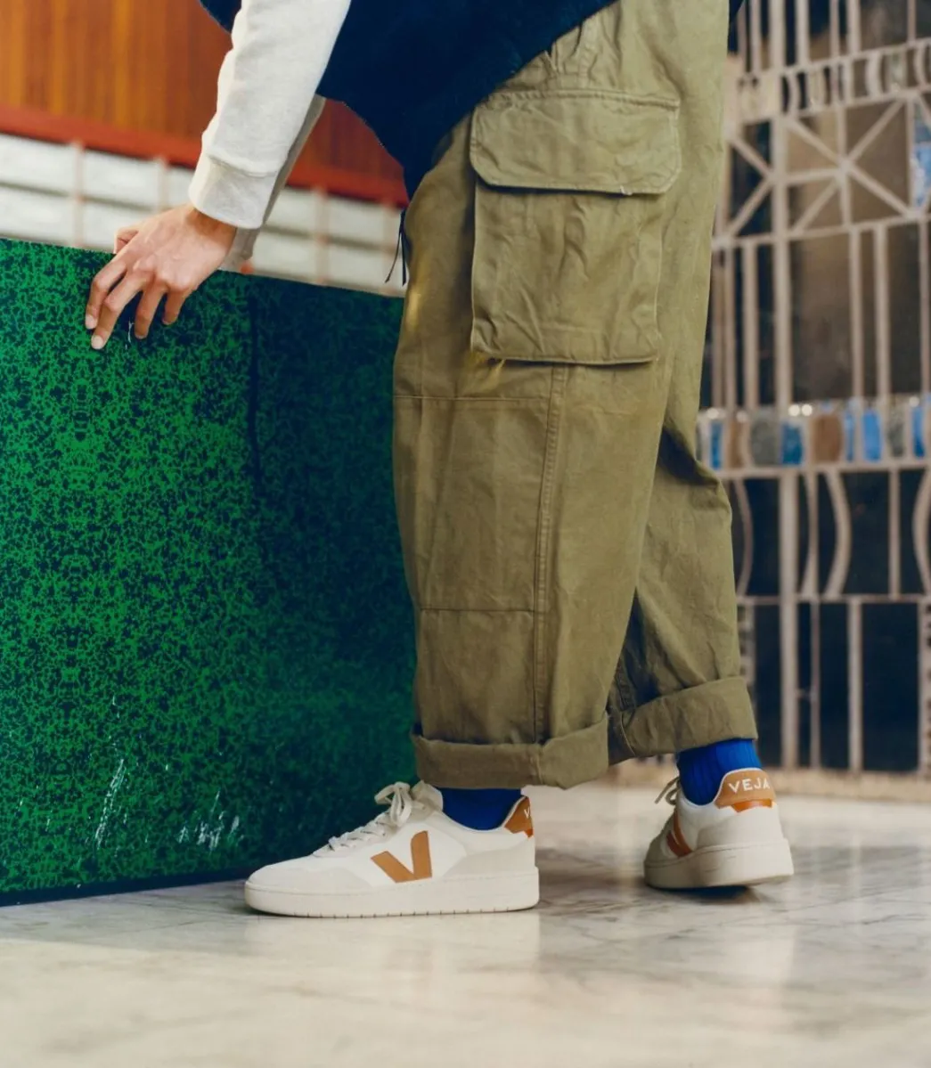 V-90 LEATHER WHITE UMBER>VEJA Sale