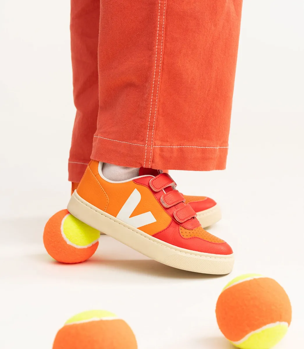 V-10 X THE ANIMALS OBSERVATORY ORANGE>VEJA Clearance