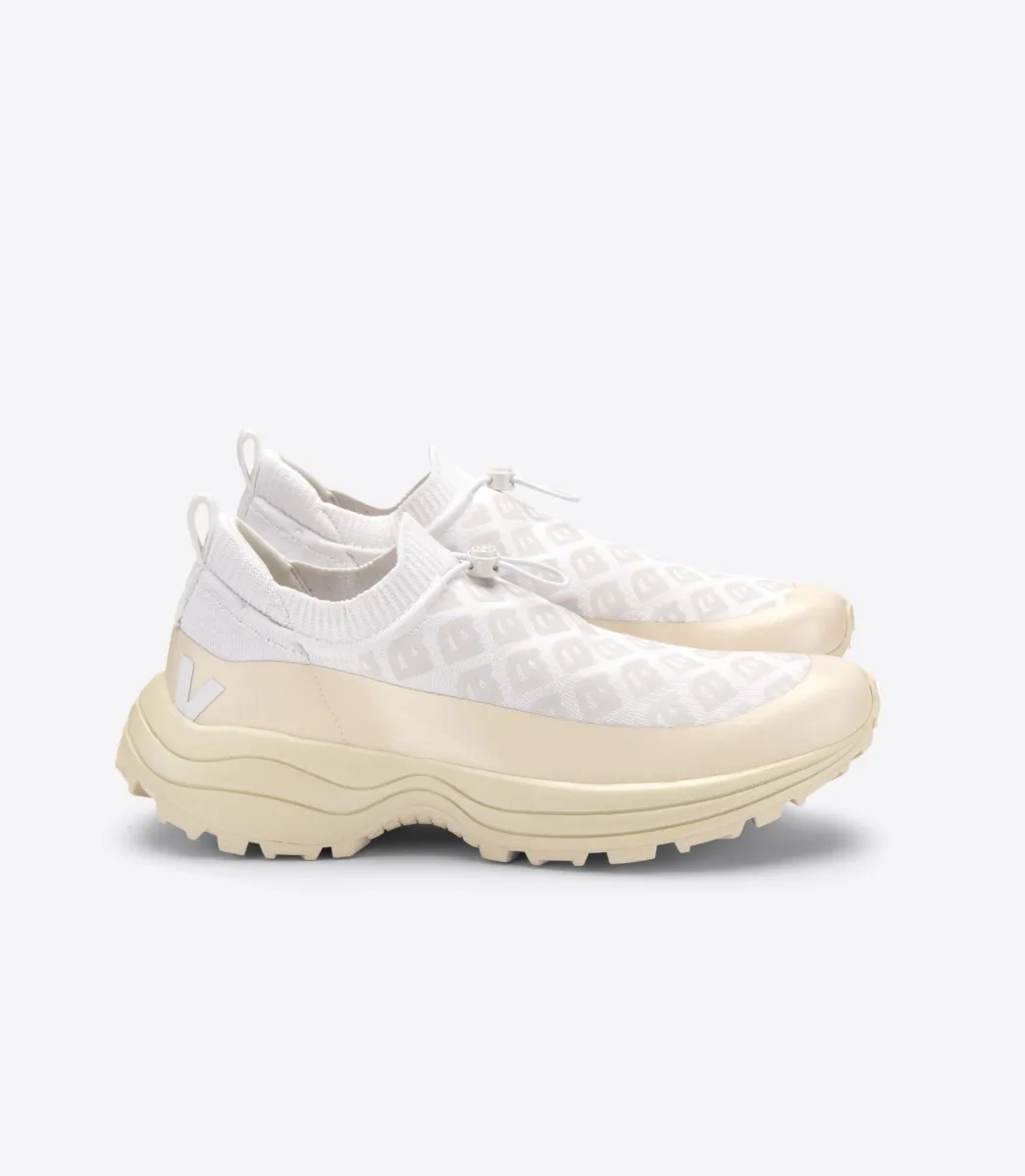 X AMELIE PICHARD WHITE>VEJA Fashion