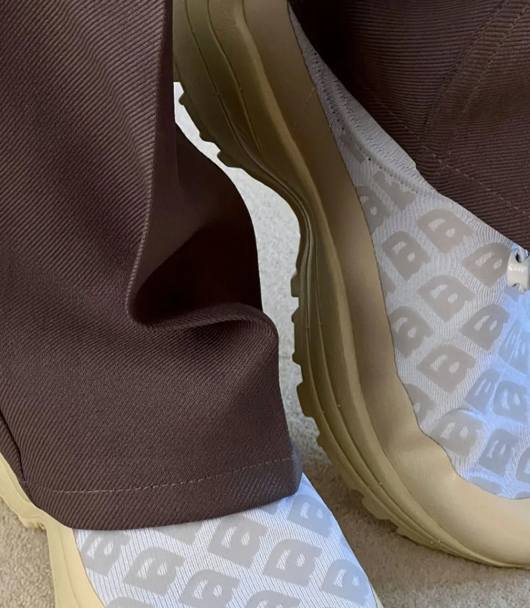 X AMELIE PICHARD WHITE>VEJA Fashion