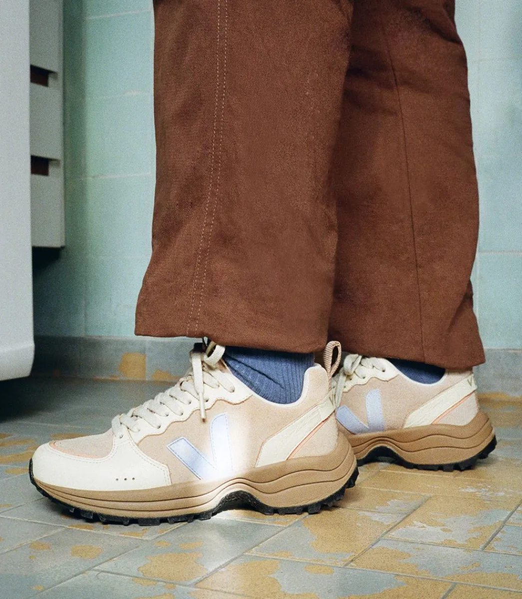 VENTURI SUEDE ALMOND SWAN>VEJA Store